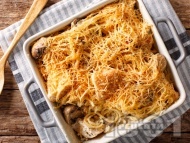 Рецепта Пиле със спагети и сос със сирена - крема сирене, пармезан и моцарела на фурна